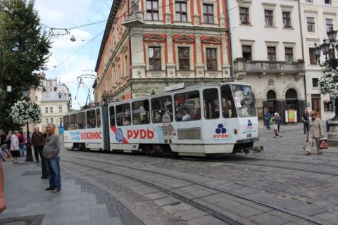 На рекламі у трамваях Львівелектротранс заробляє 3 млн грн