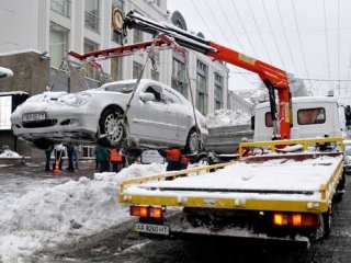 Львівські евакуатори працюють в черговому режимі - Львівавтодор