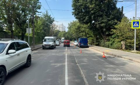 У Львові водій Volkswagen збив пішохідку