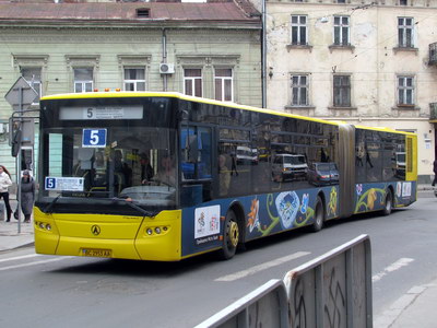 В суботу до "Арени Львів" курсуватимуть додаткові автобуси та шатл-баси