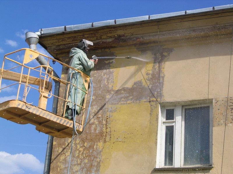 У Львові у Личаківському районі відремонтували майже 160 будинків