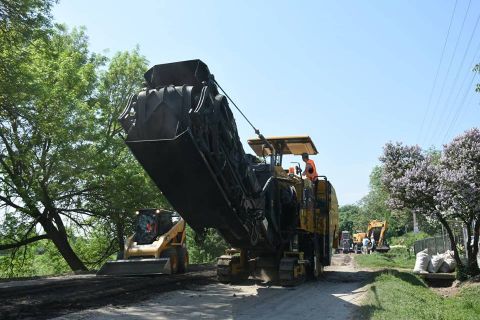 Фірма львівського депутата ремонтуватиме дорогу на Жовківщині