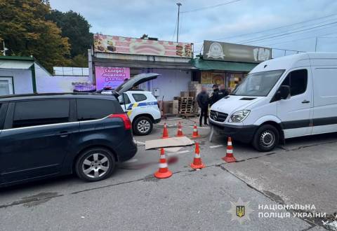 У Львові в ДТП з мікроавтобусом постраждав чоловік