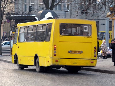 Львів не може повернутися до попередньої транспортної схеми