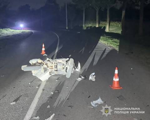 На Яворівщині у ДТП з мікроавтобусом загинув мотоцикліст