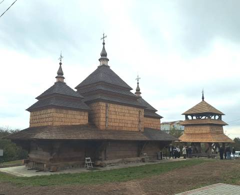 На Львівщині за шість мільйонів відреставрували дерев’яну церкву початку XVII століття