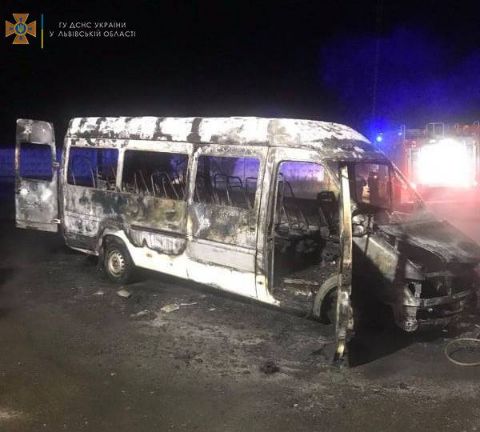 На Стрийщині вщент згорів автобус