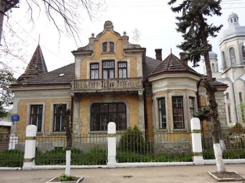 Екс-працівник Дубневичів реставруватиме віллу в Самборі