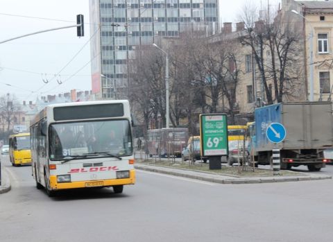 У львівських маршрутках і надалі буде спекотно