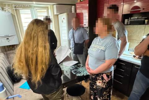У Львові за $5,5 тис. «влаштовували» на роботу для бронювання: викрито керівництво комунальної стоматполіклініки