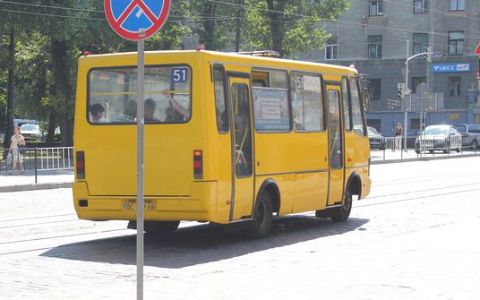 У Львові марштрутка збила на смерть дитину