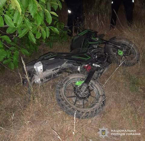 У Шептицькому районі перекинувся мотоцикл: постраждали двоє людей