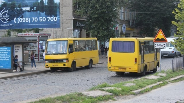 У Львові просять відновити маршрути №62 та №96 до Сихова