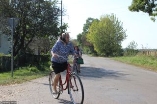 Найпоширеніший транспорт у Гніздичеві – ровер. Тут велосипедистів більше, ніж машин