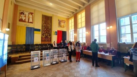 Найактивніше у Львові голосують в Сихівському районі, найменша явка виборців у Шевченківському