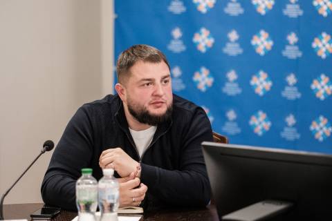 Холод у травні отримав майже 25 тисяч зарплати