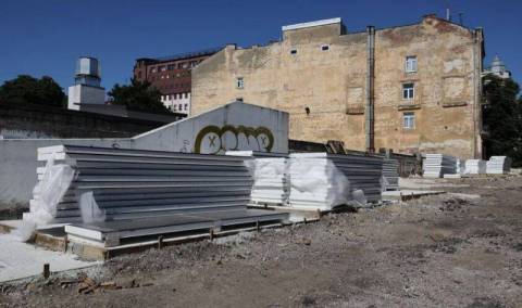 Садовий програв суд  Галінвесту про демонтаж 11 конструкцій на пл. Осмомисла