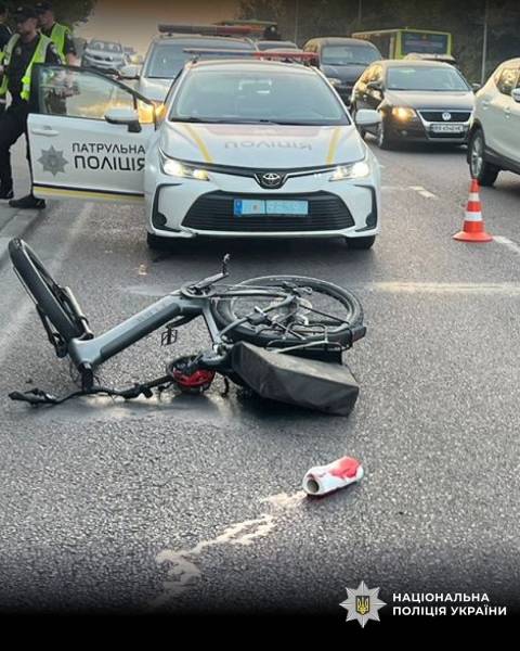 У Львові в ДТП з автобусом постраждав водій електровелосипеда