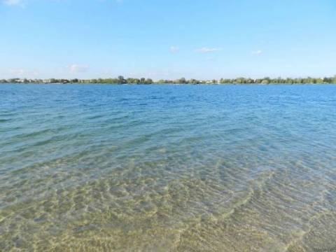 На Львівщині вже 43 людини захворіли після відпочинку на озері Задорожнє, більшість із них – діти