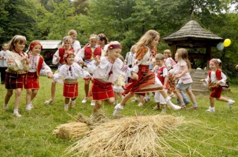 На фестивалі автентичного мистецтва у Львові запрезентують давні українські весільні обряди