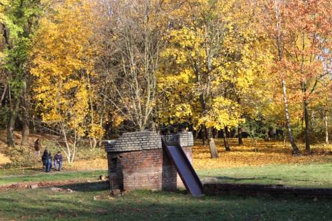 дитмайданчик у Замарстинівському парку