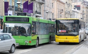 Львівські перевізники ігнорують вимоги міськради