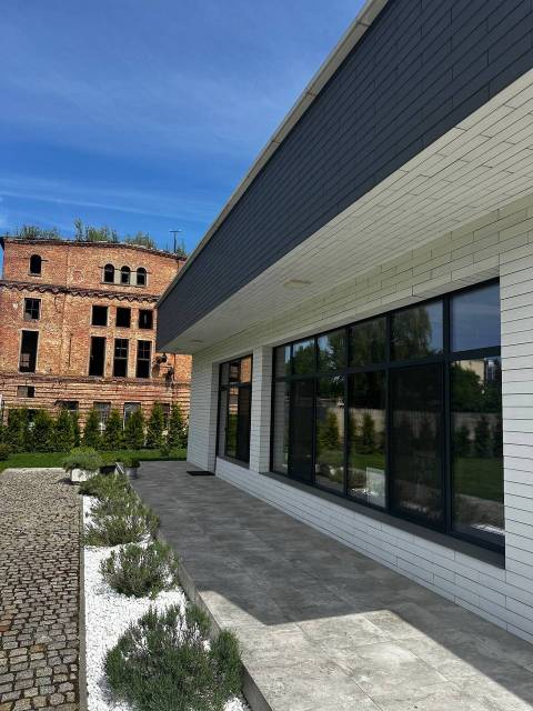 Територію колишнього заводу Сільмаш планують здати в оренду для будівництва офісного центру