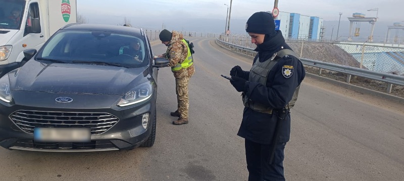 На кордоні з Польщею – черги з 20 авто