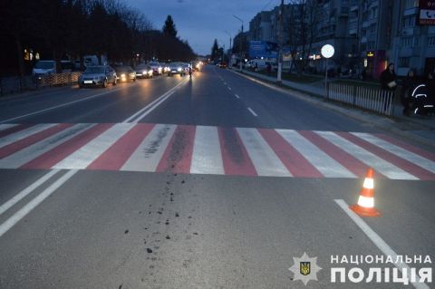 У Новояворівську п'яний водій збив пішохода