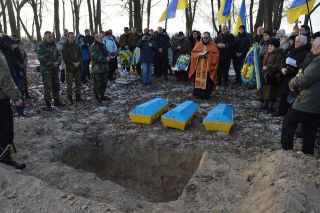 перепоховання останків борців за волю України у Любачеві (фото: КП "Доля")