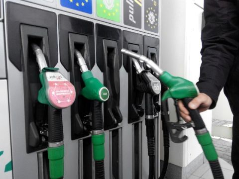 На Львівщині на 12% зменшився попит на бензин