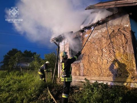 На Самбірщині під час пожежі в будинку загинув власник житла
