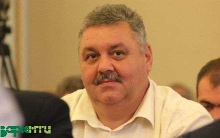 Депутат облради, якого вигнала "Свобода", балотується в окрузі Верещук та Парасюка