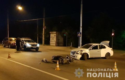 У Львові в ДТП травмувалися скутерист та його пасажир