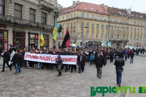 Львівські депутати звернуться до Порошенка щодо звільнення Савченко
