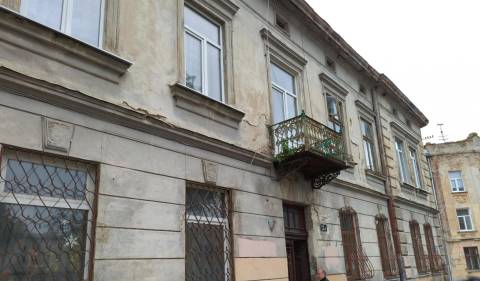 У Шевченківському районі Львова здають в оренду комунальне приміщення