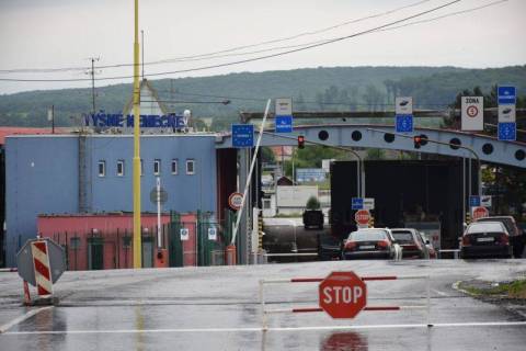 На кордоні з Польщею – черги з 60 авто