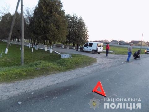 На Львівщині у ДТП постраждали водій мотоцикла і пасажир