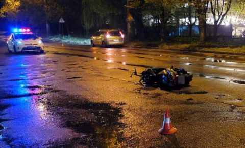 У Львові в ДТП з авто Acura постраждав мотоцикліст