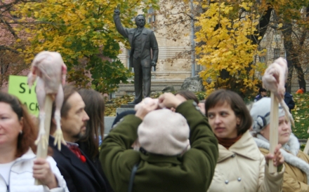 Сланцеві догналіти переслідують львівських журналістів