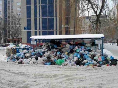 У кожному районі Львова створять майданчики для перевантаження сміття. Документ