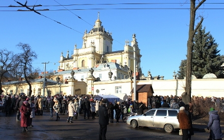 Шептицький поміж нас