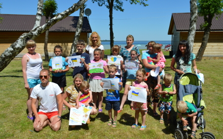 Для дітей учасників АТО організували літній відпочинок у Шацьку