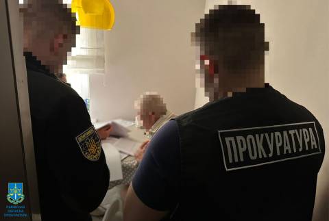 Посадовця Трускавецької міськради та підприємця підозрюють у привласненні понад 500 тис грн