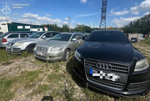 На Львівщині викрили масштабну схему перепродажу авто, ввезених під виглядом гуманітарної допомоги