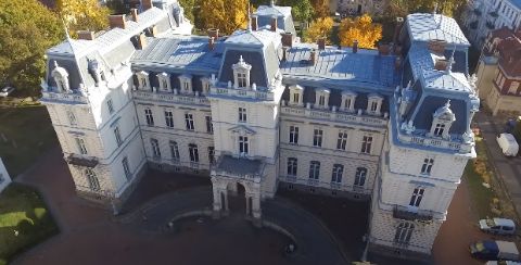 Прокуратура просить суд визнати недійсною оренду тераси Львівського палацу мистецтв