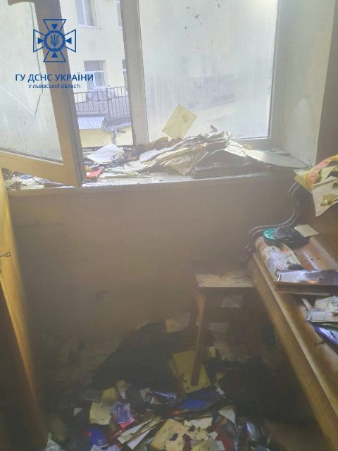 У Львові через пожежу в будинку чоловік отруївся продуктами горіння