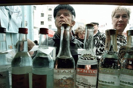 188 порушень у сфері торгівлі алкогольними напоями та тютюновими виробами виявлені на Львівщині за минулий рік