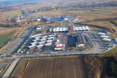 У Шегинях виявили контрабанду 20 тонн імпортної тканини