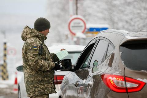 За добу з України виїхали понад 25 тисяч людей